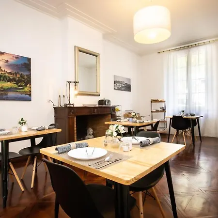 Couette-café 45bb 4*