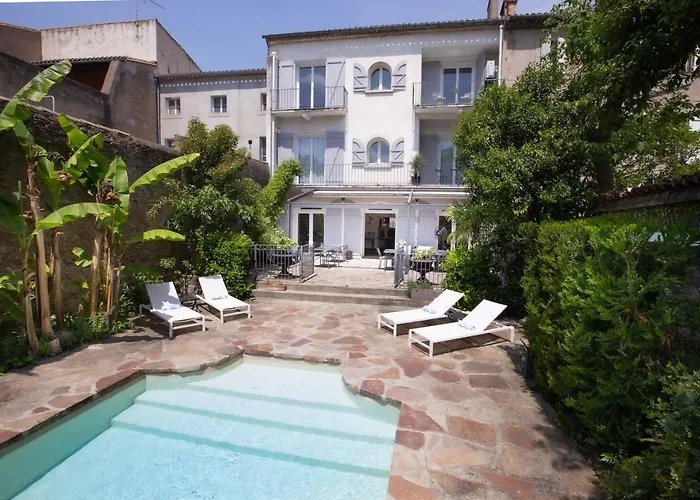 Alojamento de Acomodação e Pequeno-almoço 45bb 4*