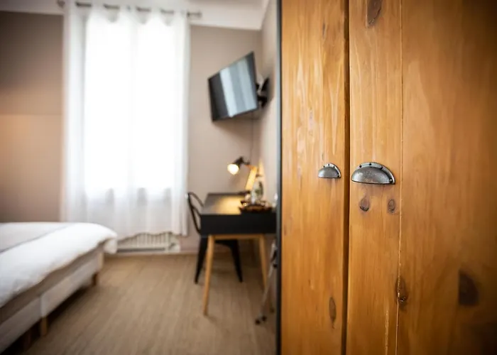 Alojamento de Acomodação e Pequeno-almoço 45bb 4*