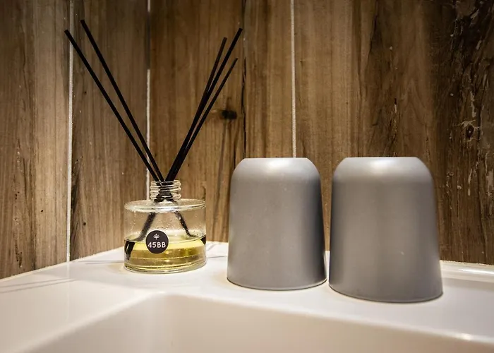 Alojamento de Acomodação e Pequeno-almoço 45bb 4*